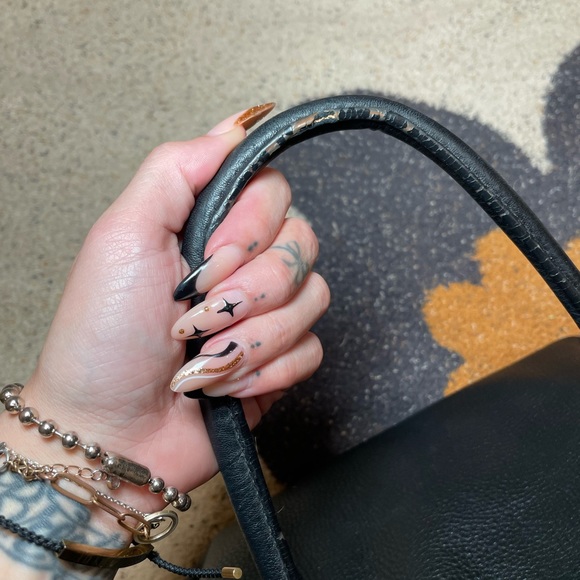 Michael kors tote bag purse - Picture 7 of 9